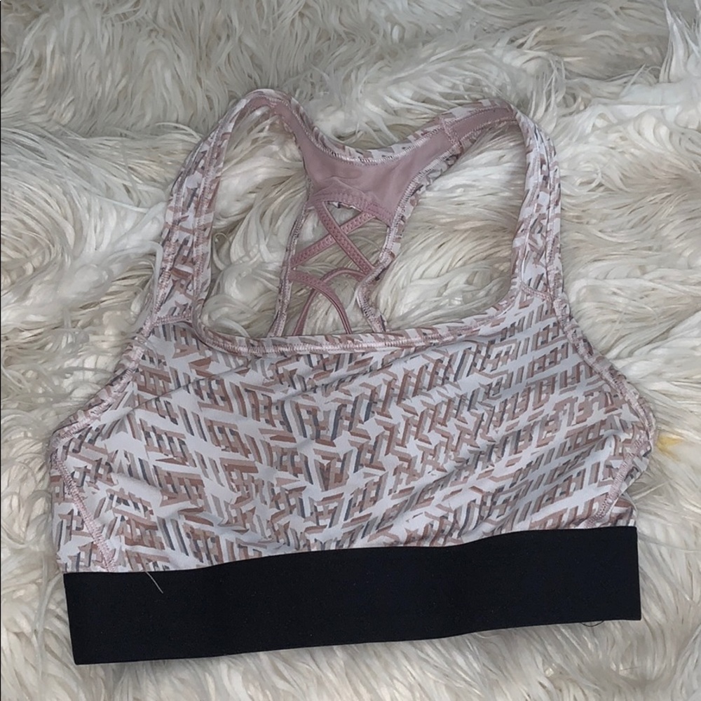 Women’s Victoria Secret sports bra